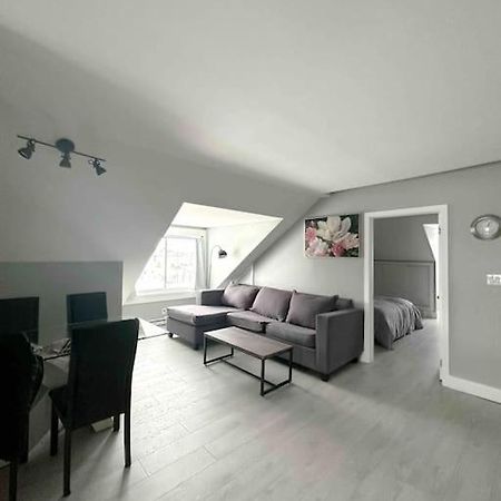 Unique Modern Luxury 2 Bedroom Apartment Rental Chapleau エクステリア 写真